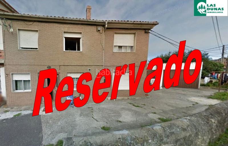 Foto ba080a7b-4d98-426c-b940-a268a91e54c7. Reihenhaus mit parking in Suances