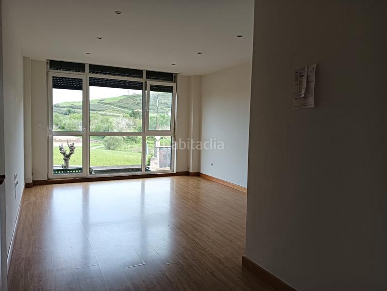 Foto 8954bdc4-81ba-4ebd-b023-9ecdb10d9a70. Planta baixa amb calefacció a Boo Piélagos