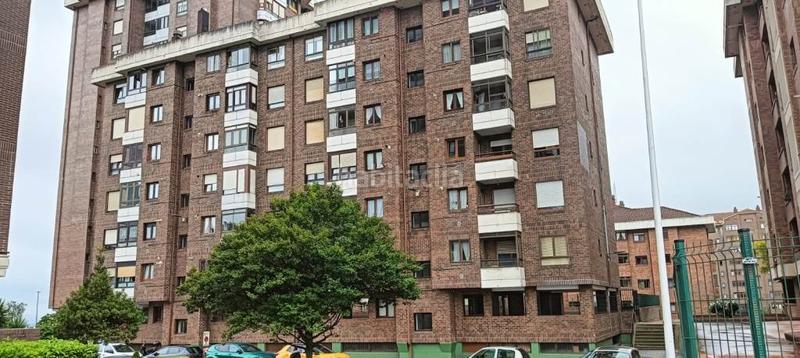 Foto e72aa51e-27d4-4e07-99e5-ea24264e3a8e. Alquiler piso  vacío de 3 dorm. cerca del hospital valdecilla en Santander