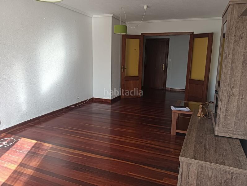 Foto 2a3ea35b-10d9-4340-b753-8be6d180bdb3. Location appartement avec chauffage parking dans Alisal - San Román Santander