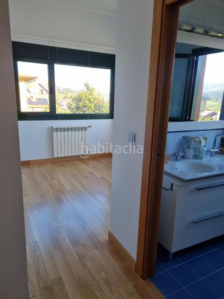 Foto a8a24626-da47-4e51-9c2b-073c42a88d3a. Xalet amb calefacció aparcament a Oruña Piélagos