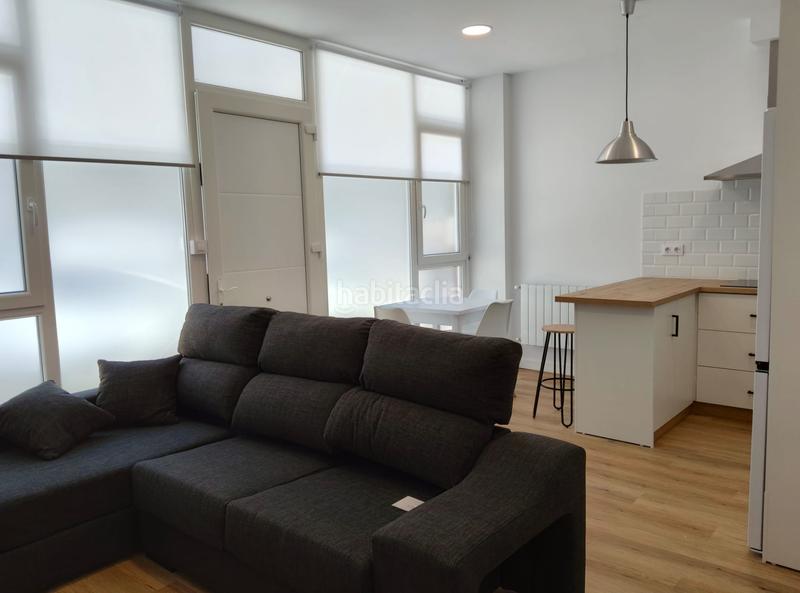 Foto e5be24fe-d9a0-4f5c-8a72-b6ed0746efc2. Alquiler piso c/ augusto g. linares. piso de 2 dorm, amueblado. en Santander