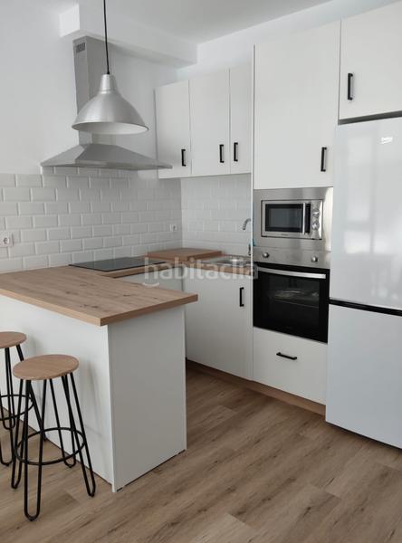 Foto ef2ea347-3b0c-4205-bca0-8f30cbc7fe4a. Alquiler piso c/ augusto g. linares. piso de 2 dorm, amueblado. en Santander