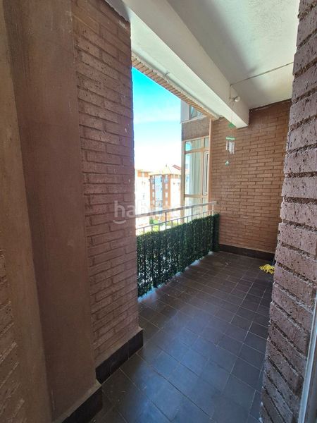 Foto 8f00664b-425d-4779-9c96-b5f9db085cb9. Pis amb calefacció piscina a Peñacastillo - Nueva Montaña Santander