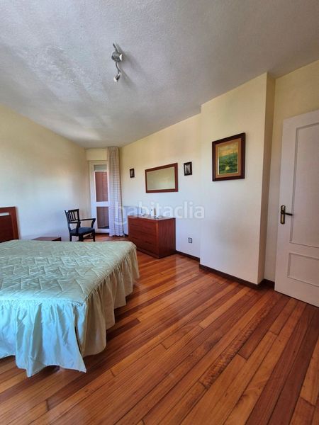 Foto 9b8f25da-bd43-4553-8c75-2678d5a34275. Pis amb calefacció piscina a Peñacastillo - Nueva Montaña Santander