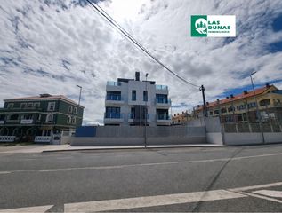 Apartment  Barrio la iglesia. Liencres: apartamento con terraza a estrenar.