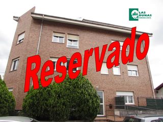 Etagenwohnung  Llosacampo. Renedo: piso de 3 dorm. garaje y trastero.