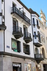 Flat in Calle Don Pelayo 2