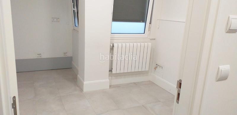 Foto f1b27ef8-9001-4591-be45-5c3cac8d6aff. Location bureau dans Numancia - San Fernando Santander