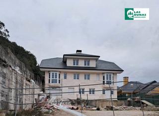 Pis  Barrio el cotero. Puente arce: obra iniciada: bajo con terraza y duplex de 2 dorm.
