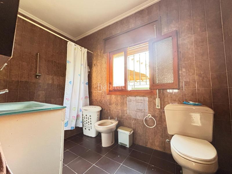 Foto 9a7d05b5-007b-4bdc-8c5a-0a21054fc34c. Chalet con parcheggio piscina in El Rinconcillo Algeciras