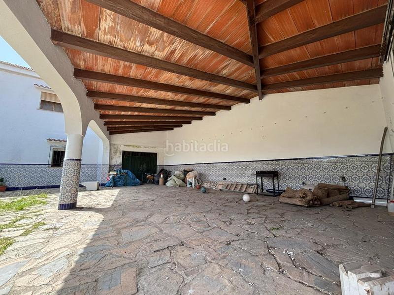 Foto e56d2b29-b977-4451-b2e5-ba49bad4480b. Chalet con parcheggio piscina in El Rinconcillo Algeciras