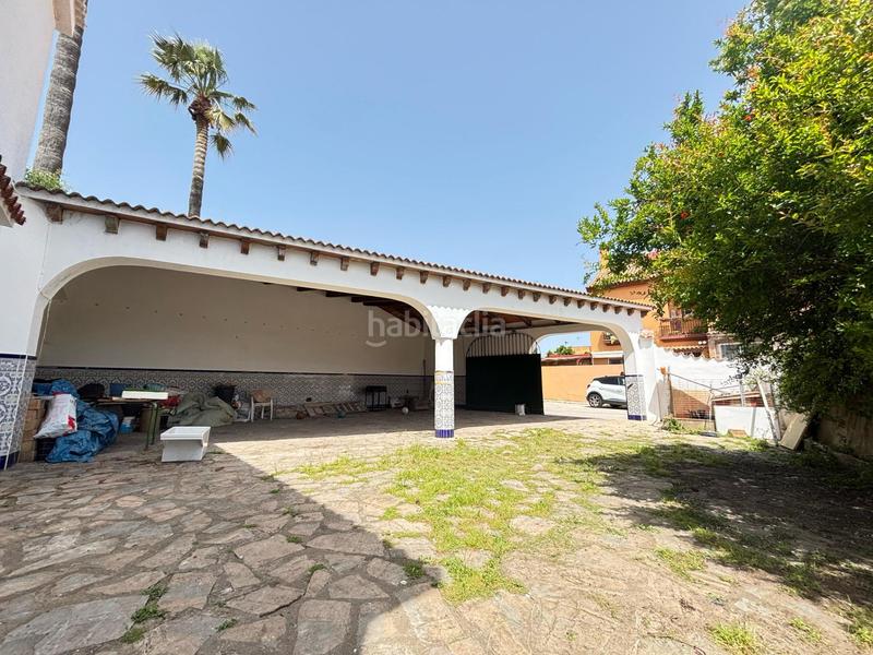 Foto ebc6080e-43dc-4e52-a23d-984cd3a4b782. Chalet con parcheggio piscina in El Rinconcillo Algeciras