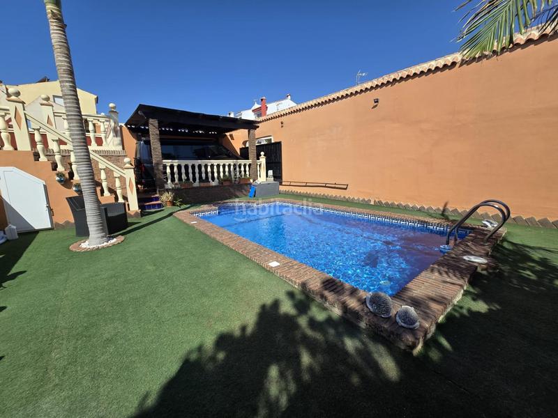 Foto 184eb5e2-52e3-4d0e-9d42-d49b3f499904. Lloguer casa adossada a San García Algeciras