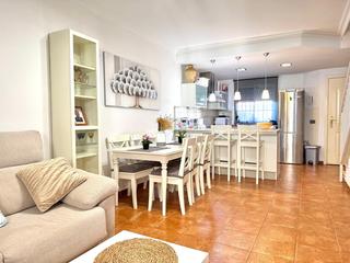 Maison jumelée à El Rinconcillo. Increible adosado en el rinconcillo algeciras !!