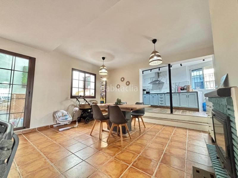 Foto 83d8de98-af7f-4562-a642-cfea52e1af2c. Planta baja  para entrar a vivir muy cerca del centro! en Barrios (Los)