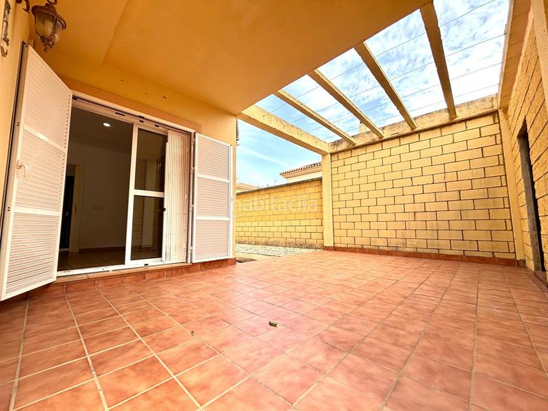 Foto 10b7ff76-2080-456d-9665-7b30531034a5. Chalet mit parking in Barrios (Los)