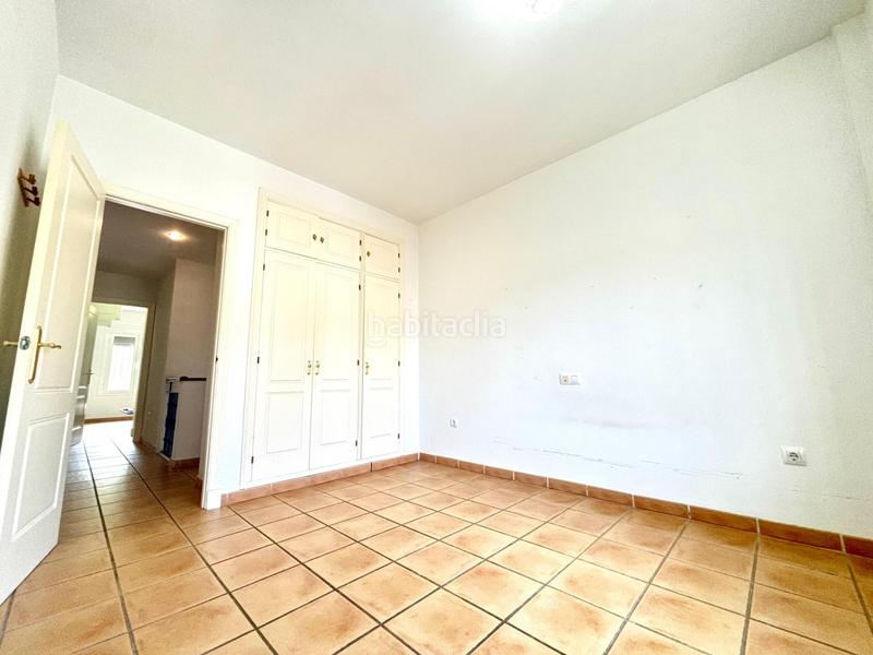 Foto c34b8647-bb6b-4304-b0a0-f2f7a43df0ad. Chalet mit parking in Barrios (Los)