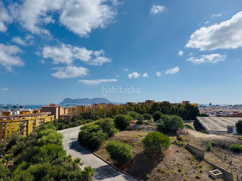 Foto 72147cd2-e1c7-47a2-bd53-deba9ed3ecec. Pis amb aparcament a Bajadilla - Fuente Nueva Algeciras