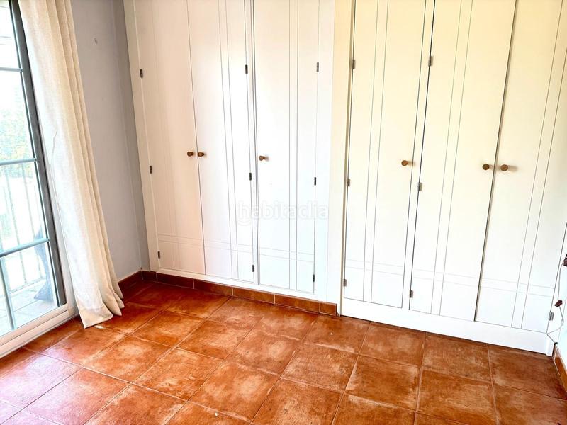 Foto eca9fd20-946c-4758-86d6-dd8cd52b5218. Semi detached house in El Rinconcillo Algeciras