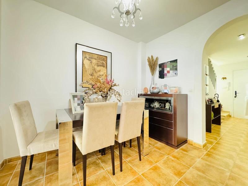 Foto c1c5db42-816b-4f94-bfc3-e289d2be16fc. Reihenhaus mit pool in San García Algeciras