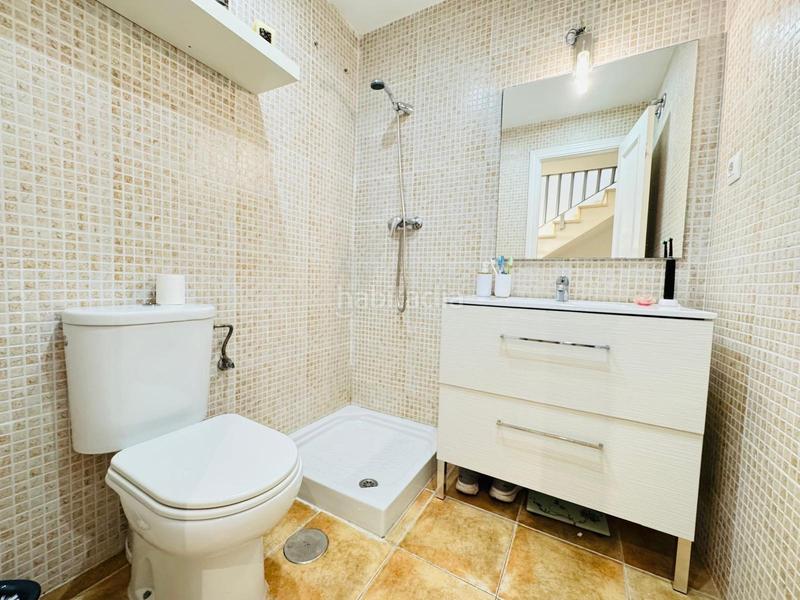 Foto cba0fced-4fb1-468c-8d8b-edb87a37fbc2. Reihenhaus mit pool in San García Algeciras