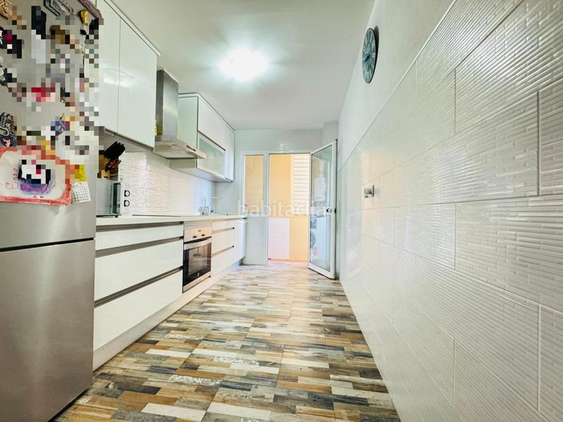 Foto b1859d42-27a8-4f8d-910e-7c0e02f0327b. Pis amb aparcament a San Bernabé Algeciras