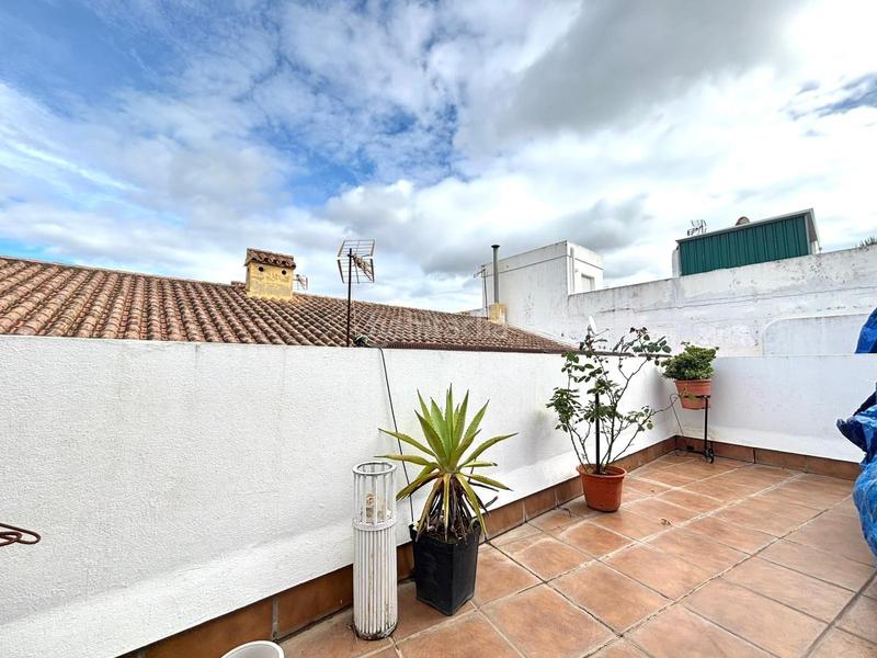 Foto 20f6335f-5915-4c2b-9c91-80920328f169. Duplex in Barrios (Los)