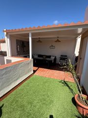 Reihenhaus in Barrios (Los). Vivienda adosada en las perenholas!