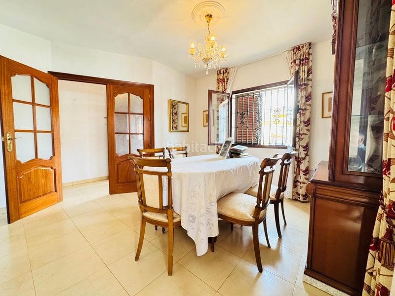 Foto deaec8f5-9866-4704-b8d9-1f86571f8803. Casa adossada amb aparcament a Barrios (Los)