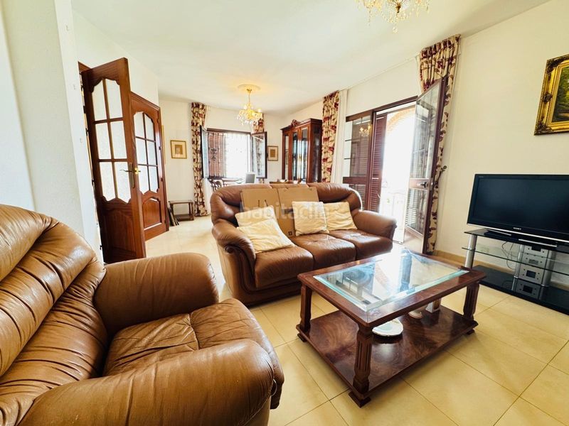 Foto e0d8d6a3-9d14-40f2-adec-438d58ae4403. Casa adossada amb aparcament a Barrios (Los)
