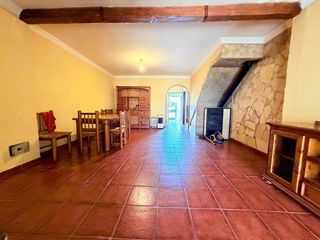 Reihenhaus in Barrios (Los). Adosado en venta en la dehesa, zona vega del golf, los barrios