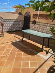 Lloguer Casa adossada a San Bernabé. Adosado en san bernabé con garaje y patio!
