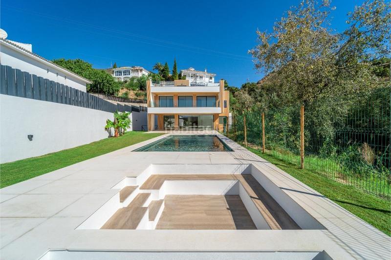 Foto 1c2ab972-1afb-4eb5-9d44-dc79d2167246. Chalet con parcheggio piscina in La Capellanía - El Higuerón Benalmádena