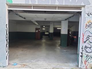 Parking voiture  Extremadura kalea