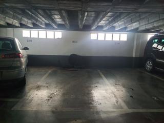Parking coche  Manuel diaz de arcaya kalea
