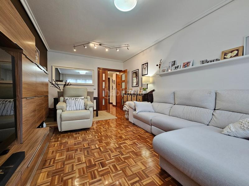 Foto 4e6cffc6-39f7-4040-8fa2-4cd9775aa048. Appartement avec chauffage dans San Martín Vitoria - Gasteiz