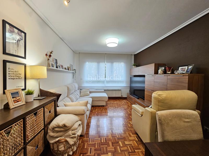 Foto d1abc2ea-78d3-42ce-8e55-976d21ca8b78. Appartement avec chauffage dans San Martín Vitoria - Gasteiz