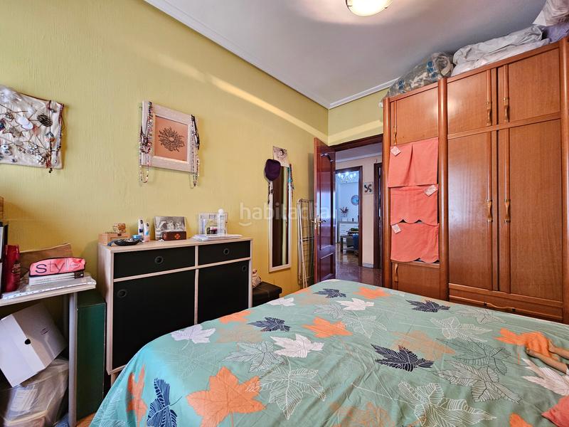 Foto 1b0af70f-f2c8-476f-9978-141296b491a3. Appartement avec chauffage dans Coronación Vitoria - Gasteiz