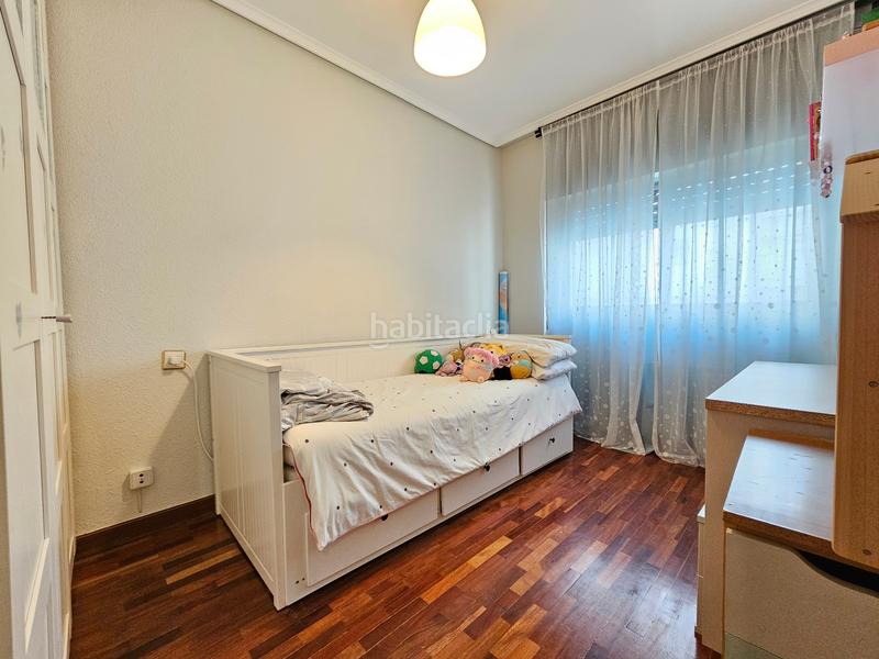 Foto e7944780-8f01-4d34-9cd7-487d8b795974. Flat in paula montal kalea 14 in Sansomendi Vitoria - Gasteiz