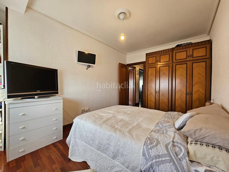 Foto ea3d5ea9-4651-41ad-b5cb-64df2f2bd904. Pis a paula montal kalea 14 a Sansomendi Vitoria - Gasteiz