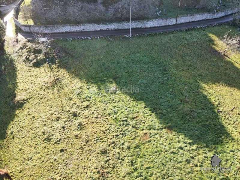 Foto cab7aaa2-7a65-44de-a734-758c1920f545. Terrain résidentiel dans as-379 46 dans Ribadesella