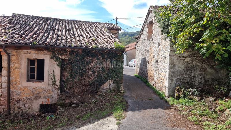 Foto 4cede586-d19c-4fc7-9342-dc07e9560a67. Casa aparellada a lugar ortiguero 122 a Cabrales