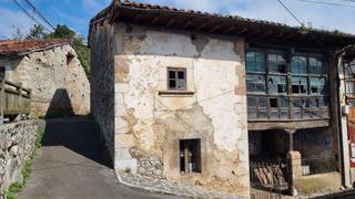 Casa aparellada a Lugar ortiguero 122