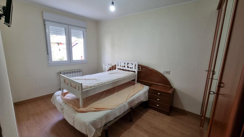 Foto efe5b369-429f-4b11-867d-2870e64a4f98. Casa adossada a lugar puertas 62 a Cabrales