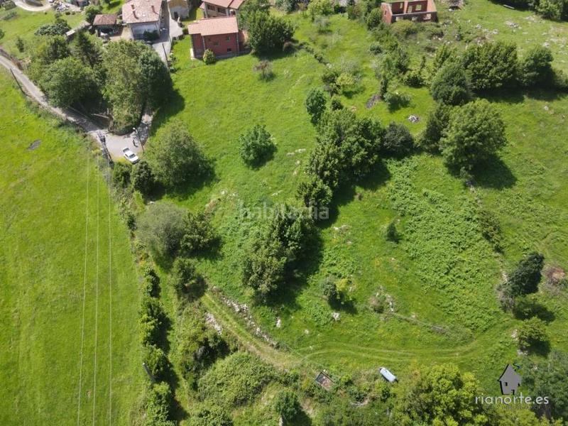 Foto ce9200f2-220e-486a-8b80-979824426097. Terrain résidentiel dans aldea bones 30b dans Ribadesella