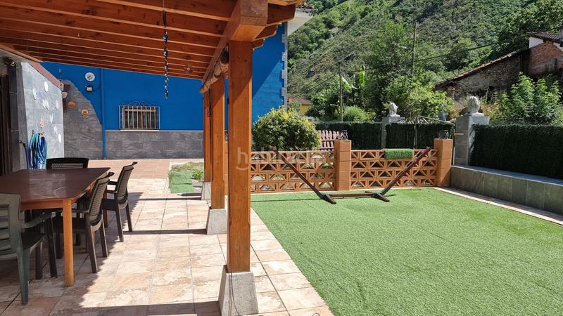 Foto b20eea03-3b04-49bd-bc3d-d8420ceb9620. House in lugar precendi 11a in Amieva