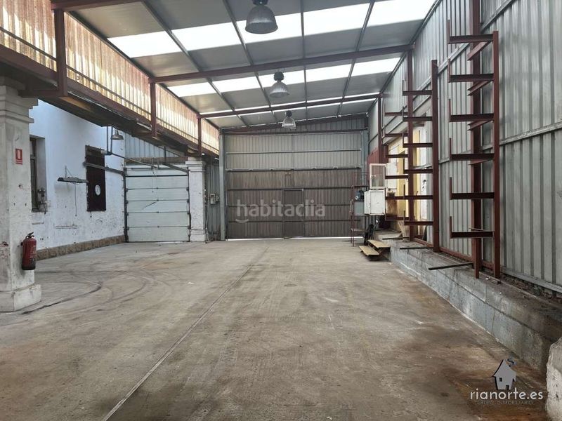 Foto f800629f-086a-4960-935f-e09b61bb3760. Bâtiment à usage industriel dans lugar san miguel de ucio 2c dans Ribadesella