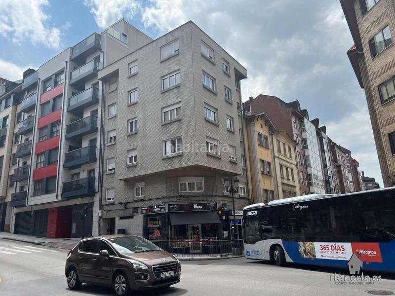 Foto d2f48ff9-0e6c-4c75-b199-dd5d729ffad6. Flat in calle alejandro casona 8 in Argañosa Oviedo
