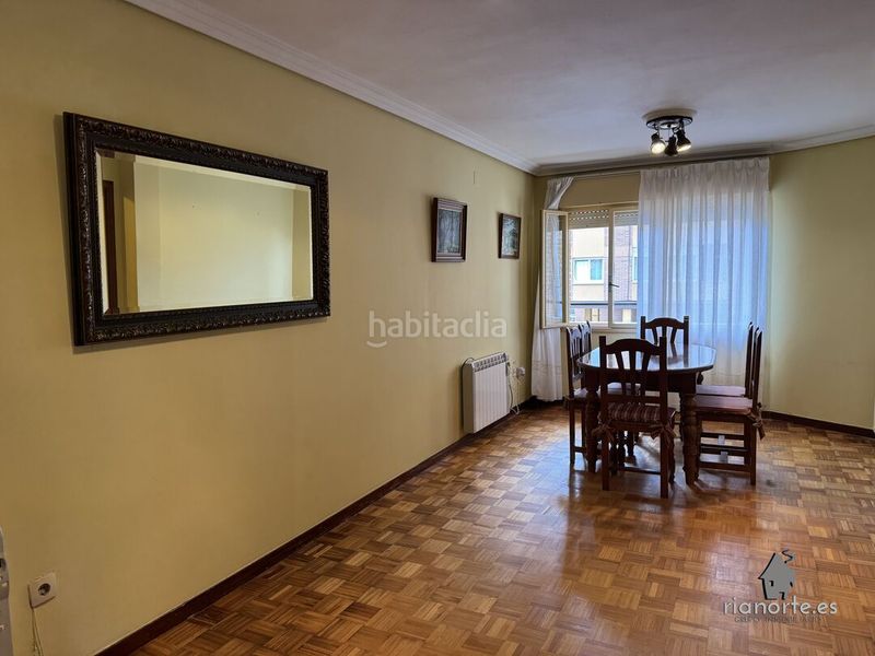 Foto ebdd78d8-8e8e-4bad-b77c-469381d79cf0. Pis a calle balandro 29 a Ribadesella